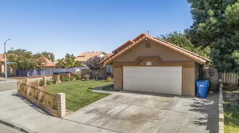 37008 Alder St, Palmdale, CA 93552 photo 3