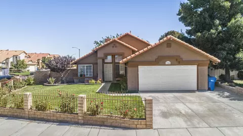 37008 Alder St, Palmdale, CA 93552 photo 1