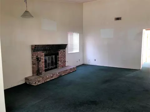 1625 E Avenue K, Lancaster, CA 93535 photo 2