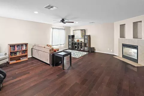 43263 W 21st St, Lancaster, CA 93536 photo 4