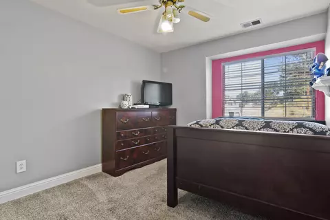 22341 Bogie St, Tehachapi, CA 93561 photo 15