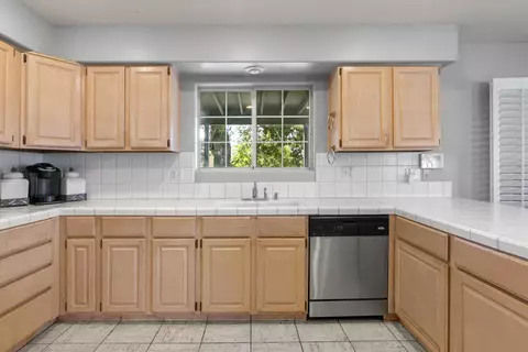 22341 Bogie St, Tehachapi, CA 93561 photo 12