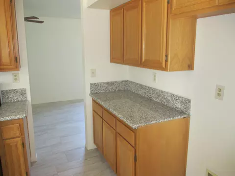 2342 E Kettering St, Lancaster, CA 93535 photo 3