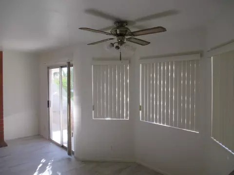 2342 E Kettering St, Lancaster, CA 93535 photo 8