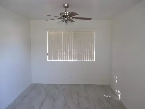 2342 E Kettering St, Lancaster, CA 93535 photo 10