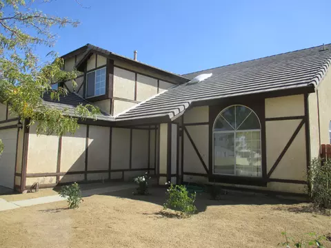 2342 E Kettering St, Lancaster, CA 93535 photo 1