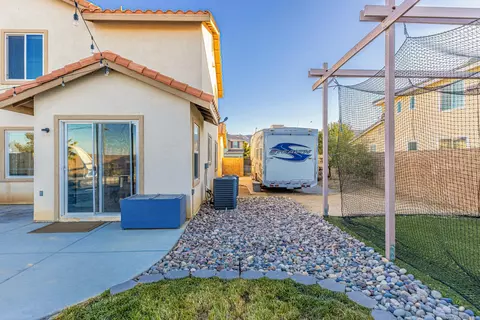 7043 Lyric Ave, Lancaster, CA 93536 photo 34