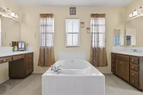 37874 Vessing Ter, Palmdale, CA 93552 photo 12