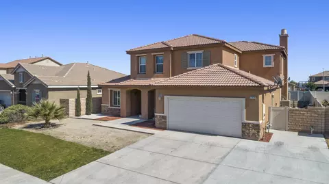 37874 Vessing Ter, Palmdale, CA 93552 photo 2