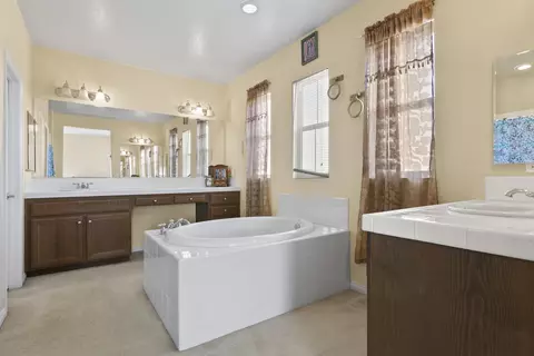 37874 Vessing Ter, Palmdale, CA 93552 photo 11