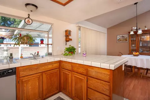 751 Trixis Ave, Lancaster, CA 93534 photo 9