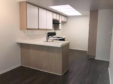 44520 15th St E UNIT 12, Lancaster, CA 93535 photo 3