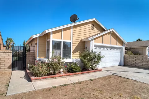 37136 E 29th Pl, Palmdale, CA 93550 photo 2