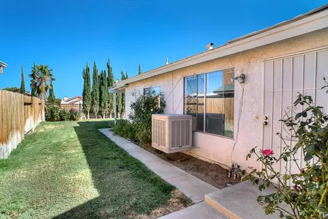 37136 E 29th Pl, Palmdale, CA 93550 photo 24