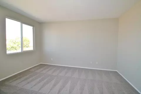 2313 E Newgrove St, Lancaster, CA 93535 photo 38