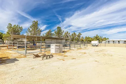 45055 E 45th St, Lancaster, CA 93535 photo 34