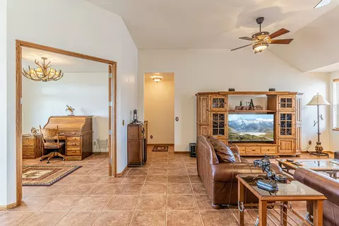 45055 E 45th St, Lancaster, CA 93535 photo 8