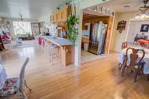 809 E Pillsbury St, Lancaster, CA 93535 photo 7