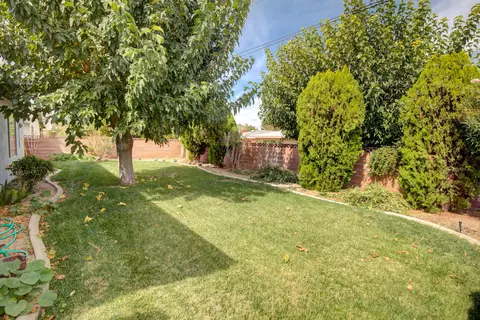 809 E Pillsbury St, Lancaster, CA 93535 photo 25