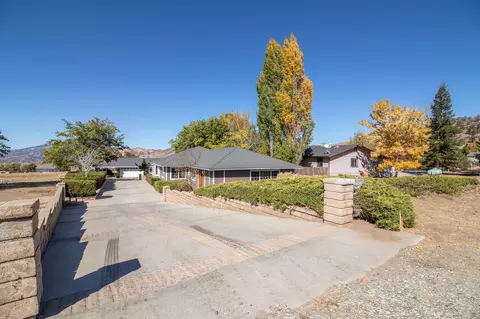 21951 Arosa St, Tehachapi, CA 93561 photo 34