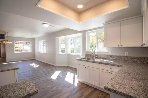 21951 Arosa St, Tehachapi, CA 93561 photo 13