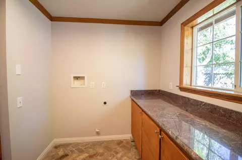 21951 Arosa St, Tehachapi, CA 93561 photo 21