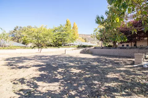 21951 Arosa St, Tehachapi, CA 93561 photo 29