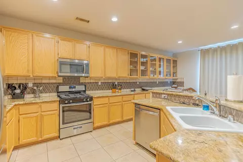 43617 E 32nd St, Lancaster, CA 93535 photo 9