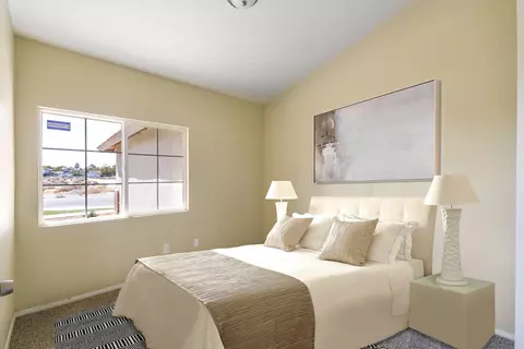 2055 E Kettering St, Lancaster, CA 93535 photo 8