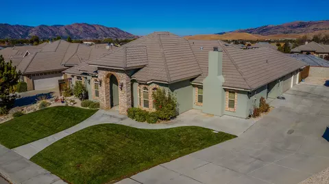 407 Savannah Pl, Tehachapi, CA 93561 photo 35