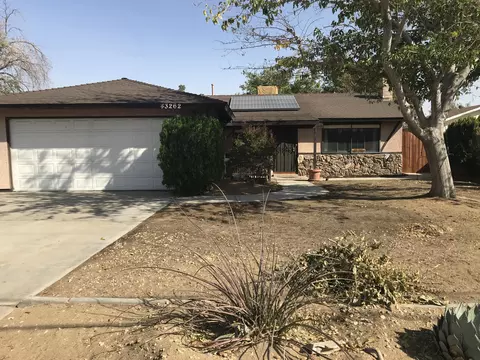 43262 E 7th St, Lancaster, CA 93535 photo 1