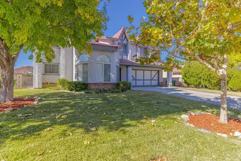 43761 David St, Lancaster, CA 93535 photo 4