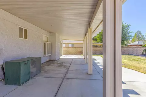 43761 David St, Lancaster, CA 93535 photo 16