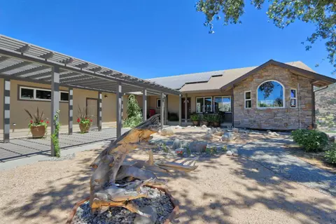27001 Oakflat Dr, Tehachapi, CA 93561 photo 1