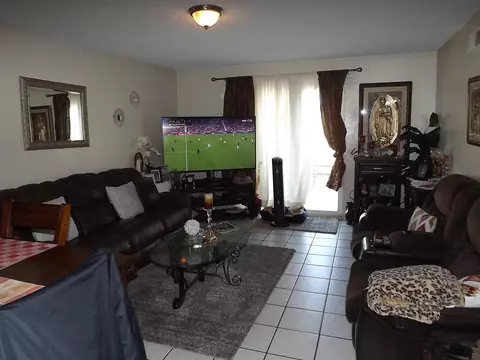 215 E Avenue J13, Lancaster, CA 93535 photo 6