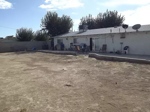 215 E Avenue J13, Lancaster, CA 93535 photo 15