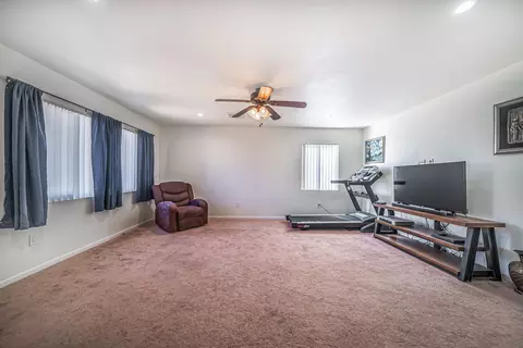 38703 Pond Ave, Palmdale, CA 93550 photo 4