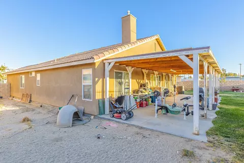 45263 Elm Ave, Lancaster, CA 93534 photo 5