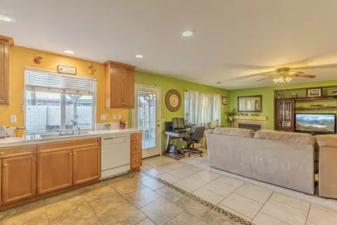 45263 Elm Ave, Lancaster, CA 93534 photo 20
