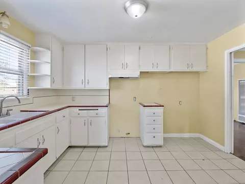 44809 Genoa Ave, Lancaster, CA 93534 photo 7