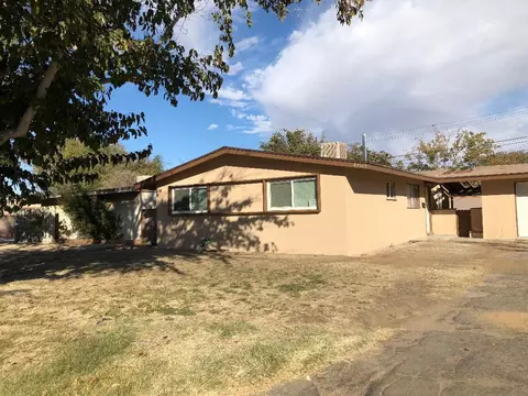 44608 4th St E, Lancaster, CA 93535 photo 1
