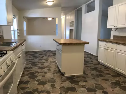 45465 25th St E #193, Lancaster, CA 93535 photo 5