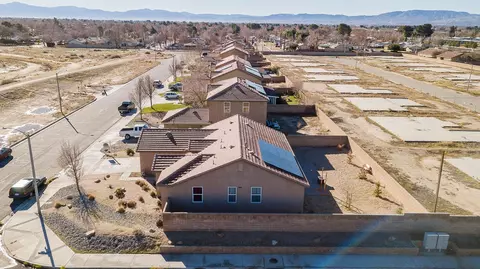 45657 Rodin St, Lancaster, CA 93535 photo 8