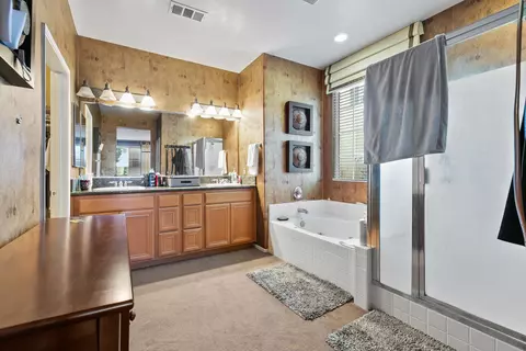 4523 Vahan Ct, Lancaster, CA 93536 photo 9