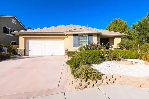 4523 Vahan Ct, Lancaster, CA 93536 photo 1