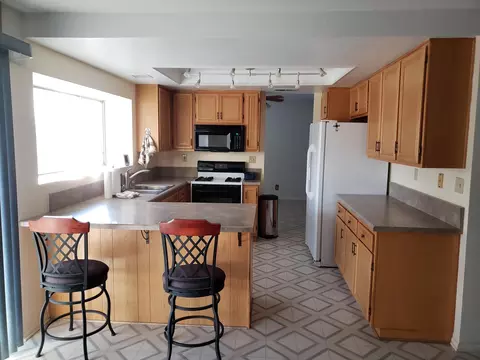 2340 Kildare St E, Lancaster, CA 93535 photo 9