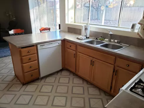 2340 Kildare St E, Lancaster, CA 93535 photo 12