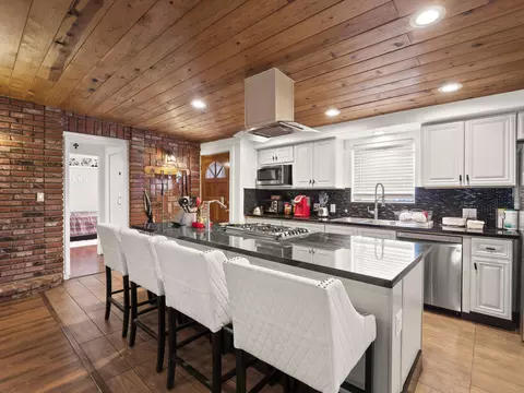 44615 E 3rd St, Lancaster, CA 93535 photo 5