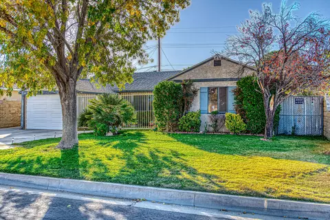 38645 22nd St E, Palmdale, CA 93550 photo 2