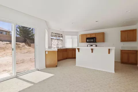 3250 Ryans Pl, Lancaster, CA 93536 photo 7